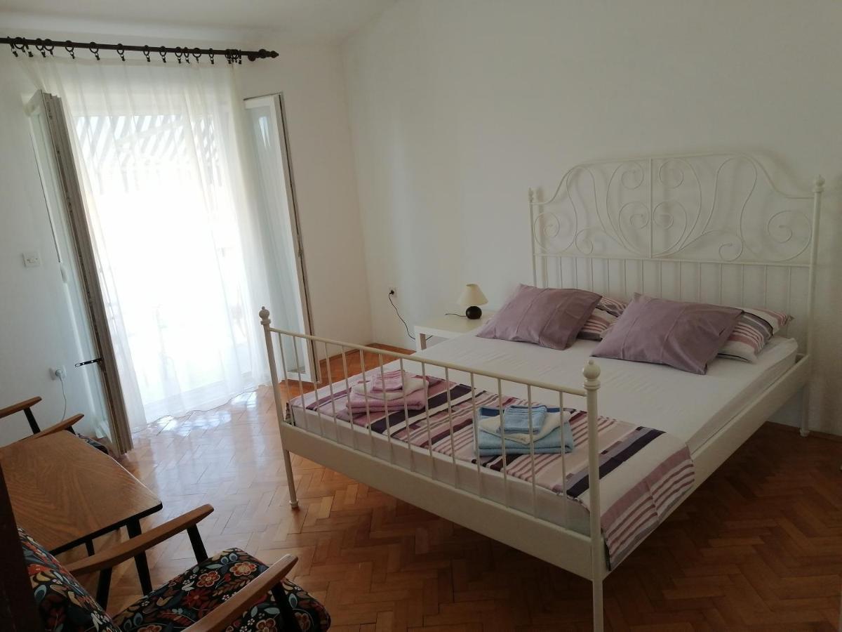 Apartments Stjepic Sukošan Extérieur photo