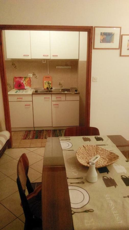 Apartments Stjepic Sukošan Extérieur photo
